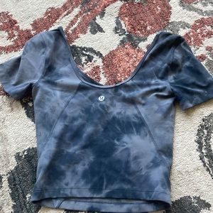 Lululemon Align T shirt size 2 grey diamond dye